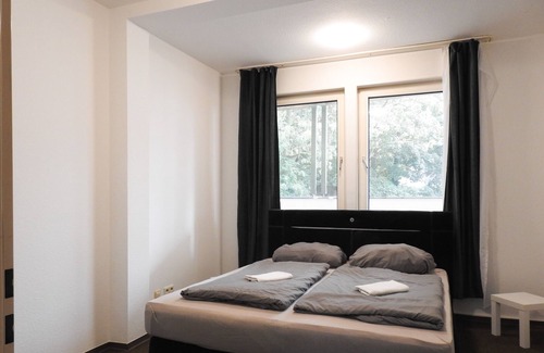 Blumenthal Apartment | Discover Kapietän Dallmannstr.14: Family-Friendly Retreat