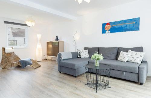 Heikendorf House | Explore Kapitaen Clausen: Family-Friendly 4-Star Retreat