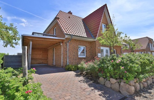Gross Schwansee Apartment | Unforgettable Kapitänshaus in Beautiful Deutschland