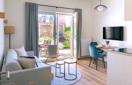 Warnemuende Apartment | Experience Oceanfront Living at Kapitänshaus Friedrich Franz