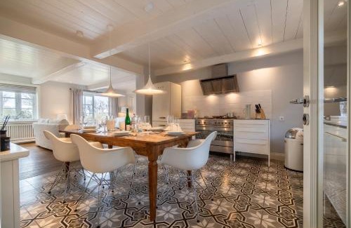 Oldsum House | Experience Comfort at Kapitänshaus Ost - 4 Star Retreat