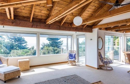 Waikanae House | Family-Friendly Kapiti at The Coast - Waikanae Getaway