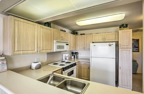 Kapolei Condo | Kapolei Condo with Pool Access & Oceanfront Views!