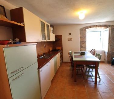 Kaprije Apartment | Oceanfront Kaprije Mistral Apartment - Guest Rated 9.8/10