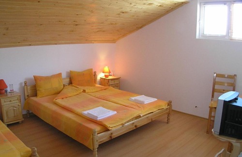 Kalofer House | Pet-Friendly Karadzhovy Guest House with Family Amenities