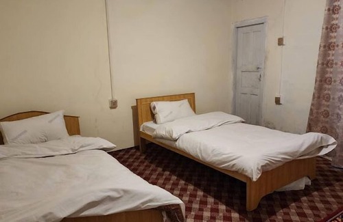 Gulmit House | Family-Friendly Retreat at Karakorum Guest House Hunza