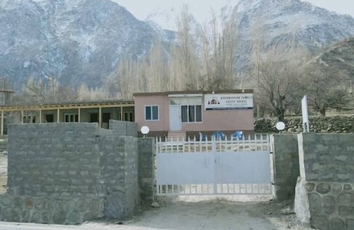 Gulmit House | Family-Friendly Retreat at Karakorum Guest House Hunza