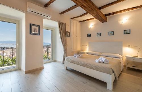 Historic Castle District Apartment | Indulge in Karalis Relais: Private Apartment with Jacuzzi