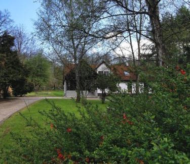 Karancsbereny Apartment | Family-Friendly Getaway at Karancsvölgyi Pihenőház
