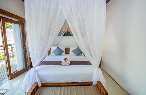 Mushroom Bay Villa | Karang Island Villa: Oceanfront Retreat with Top Amenities