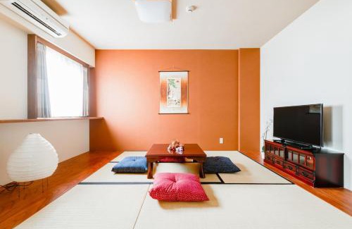Karasumaoike Apartment | Karasuma Annex: Ideal Stay for Family-Friendly Getaways