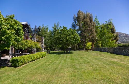 Arrowtown House | Karavanserai Home