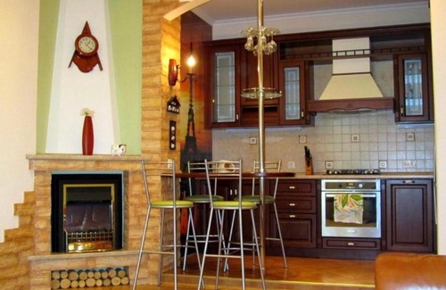 Brest Apartment | Discover Karbysheva 3-4: Pet-Friendly Retreat with Hot Tub