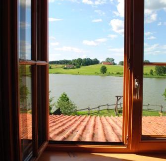 Gizycko Hotel | Discover Karczma Stary Młyn: Pet-Friendly Retreat