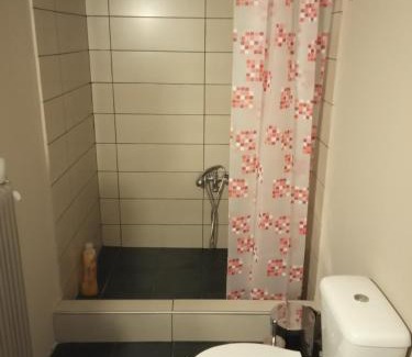 Karditsa Apartment | Pet-Friendly Karditsa Home Sweet Home for Family Travels
