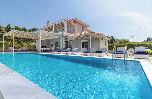 Alikias Villa | Indulge in Kardous Aelia’s Unique Atmosphere for Your Getaway