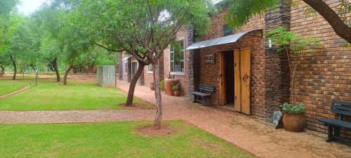 Zeerust House | Experience Kareespruit Game Ranch & Guest House Getaway