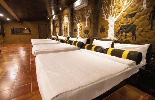 Bhiwapur Hotel | Discover Karhandla Farm and Resort: Family-Friendly Retreat