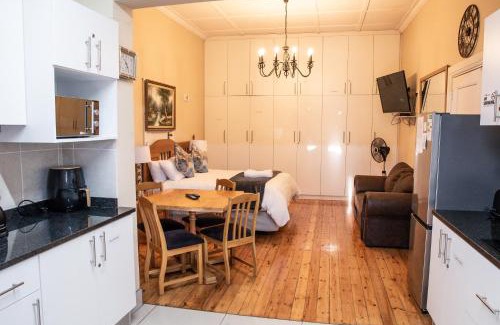 Uitenhage Apartment | Family-Friendly Uitenhage Apartment Near Graaff-Reinet Rd