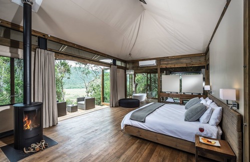 Kenton on Sea Cabin | Experience Kariega Game Reserve Settlers Drift with Spa & Pool