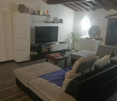 Peretola House | Family-Friendly Retreat at Karivi - Poma with Great Reviews