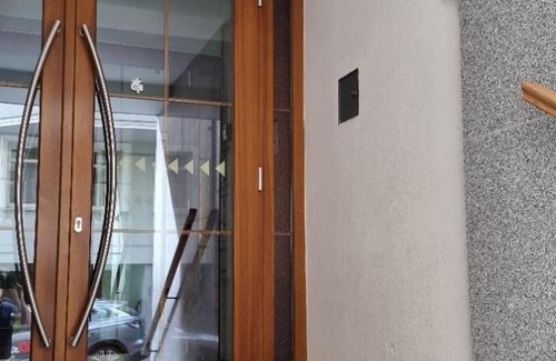 Karlovy Vary Apartment | Discover Dům u Máří Magdalény in Karlovy Vary - 100 m from Vřídlo