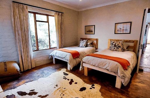 Inxuba Yethemba House | Unforgettable Karoo Ridge Eco-Lodges: Family & Pet-Friendly Stay