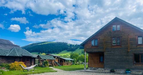 Verkhovyna House | Budget-Friendly Karpatskyi Teremok: Rated 9/10 & Family-Ready