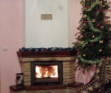 Mykulychyn House | Pet-Friendly Retreat at Karpaty Gutsulska Sadyba