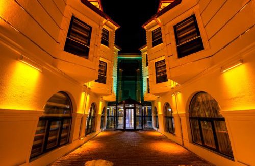 Kars Hotel | Discover Kars-i Si̇ri̇n Otel: Family-Friendly & Accessible