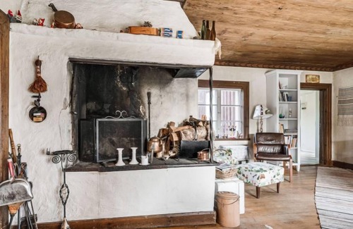 Norberg House | Relaxing Karsbo Gård: Pet Friendly with Ocean Views