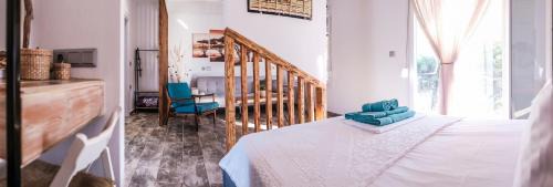Porto Koufo Apartment | Idyllic Kartalia Apartment with Oceanfront Views