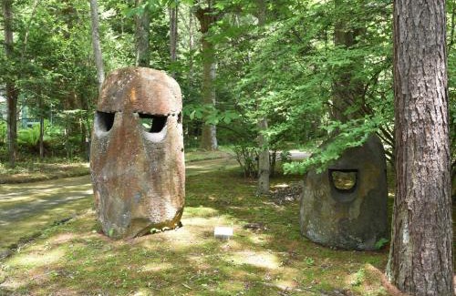 Kitasaku-gun Hotel | Artful Getaway at Karuizawa Club with Family-Friendly Dining
