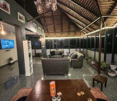 Palampur Bed & Breakfast | Highly Rated Karvaan B&B - Family & Pet-Friendly Stay