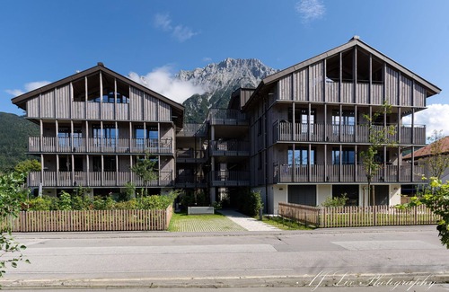 Mittenwald Apartment | Karwendeloase: Inviting 3-Room Apartment with Scenic Views