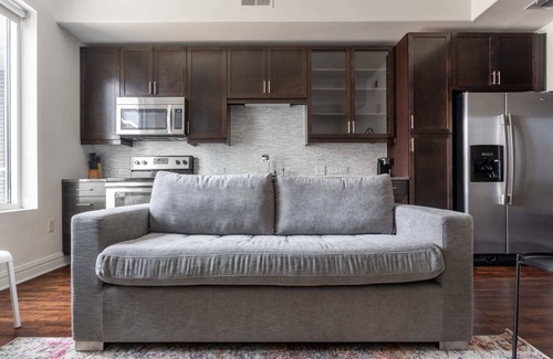 Waller Creek District Apartment | Top-Rated Kasa Studio: Pet-Friendly with Great Amenities