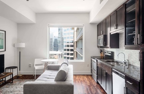 Waller Creek District Apartment | Top-Rated Kasa Studio: Pet-Friendly with Great Amenities