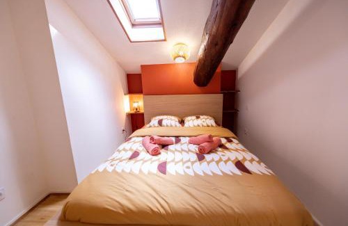 Saint-Roch - Badouillere - Chavanelle Apartment | Ideal Stay at Kasa Java - Close to City with Family-Friendly Amenities