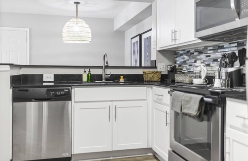 Delray Beach Apartment | Experience Kasa: 10/10 Rated with Pool Access in Delray Beach