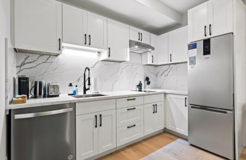 Pacific Heights Hotel | Pet-Friendly Stay at Kasa The Addison San Francisco