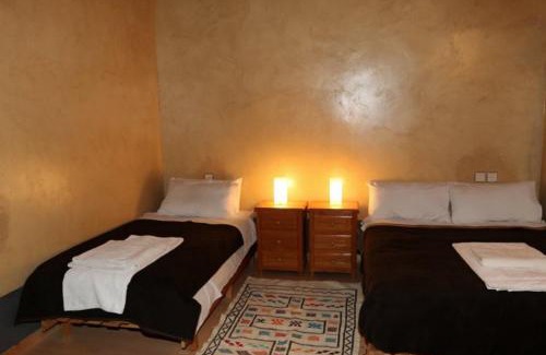 Bou Azmou Hotel | Discover Kasbah Citoyenne: Pet-Friendly with Pool & Dining