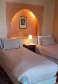 Tifni House | Discover Kasbah Illy: Pet-Friendly Retreat with Spa & Pool