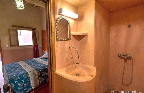 Tamdaght House | Discover Kasbah Ounila: Guest Rated 10/10 with Breakfast