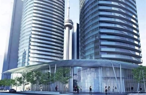 Toronto Entertainment District Apartment | Family-Friendly Kashaneh at Ice: Guest Rated 8/10 Stay