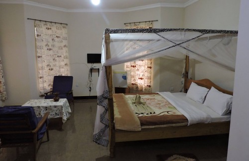 Ngorongoro Conservation Area Hotel | Budget-Friendly Kasi Tembo Rest House with Family Amenities