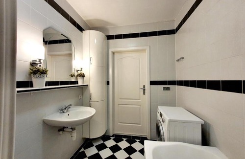 Redlowo Apartment | Explore Kaskada Apartament: Family & Pet-Friendly Stay