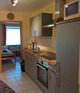 Schlotfeld Apartment | Pet-Friendly Kastanienhof Holländer with Oceanfront Views