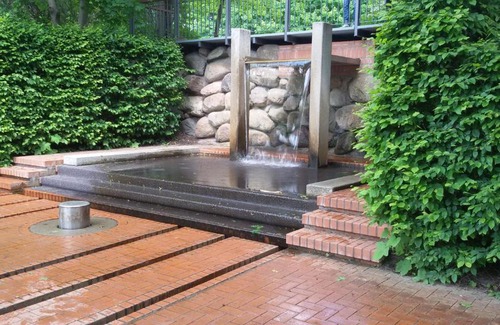 Lubben Apartment | Cozy Kastanienhof Lübben: Pet-Friendly with Hot Tub Access