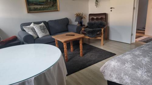 Svendborg Bed & Breakfast | Family-Friendly Kastanievejens Overnatning with High Ratings