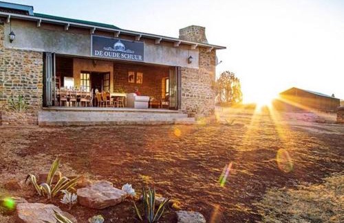 Mafube Apartment | Charming Kasteelkop Guestfarm with Hot Tub & Family Amenities